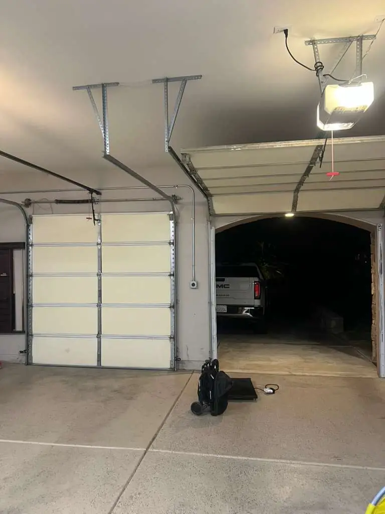 Garage Door Repair in La Quinta, CA